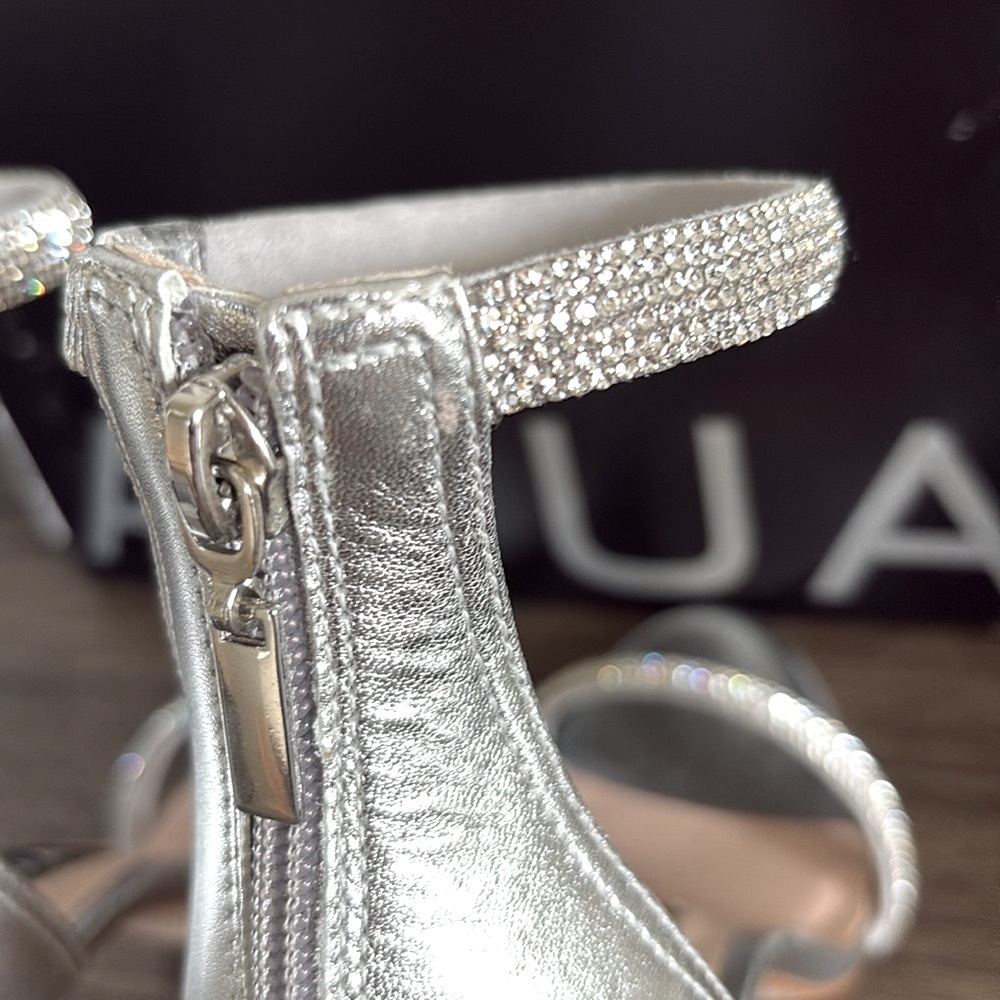 NIB [Aqua] Olivia Rhinestone Ankle Strap Silver Stiletto Heels Women's 8 or 8.5 - Picture 8 of 12